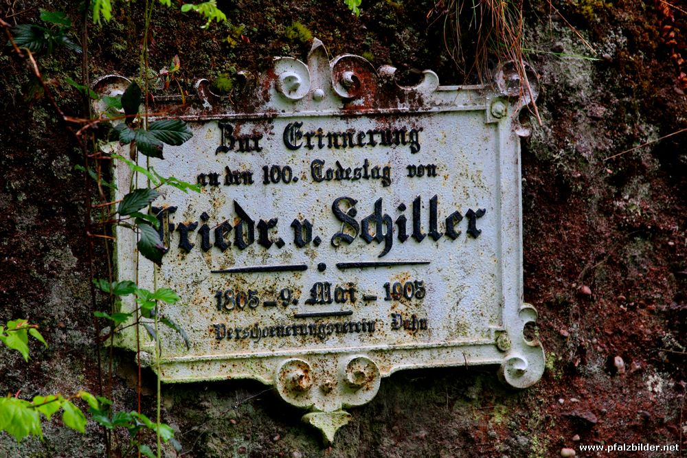 Schillerfelsen Dahn~004