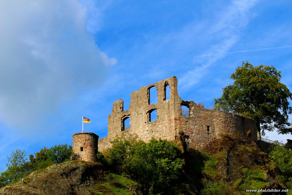 Burg Falkenstein~001