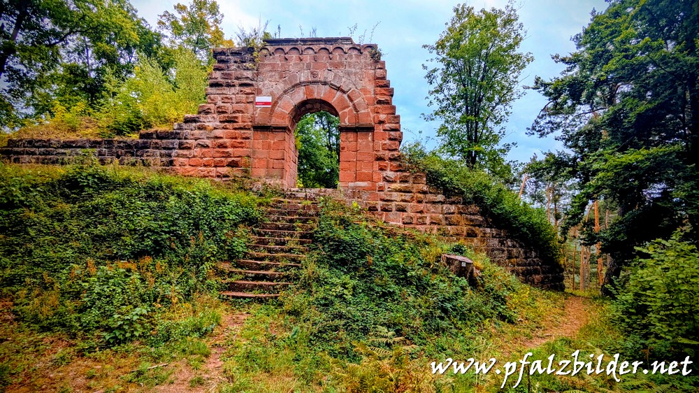 Ruine Schlosseck~002
