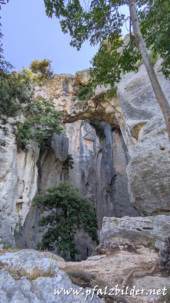 Finale Ligure Petri~Grotta-della-Pollera~003