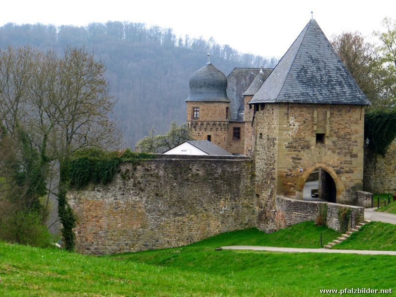 Burg Lichtenberg~008